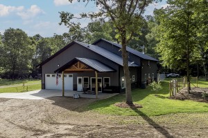 BP-Barndominium Exterior1