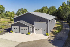 DAS-Pole Barn Exterior 1