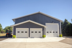 DAS-Pole Barn Exterior 2
