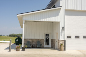 MB-Barn Porch